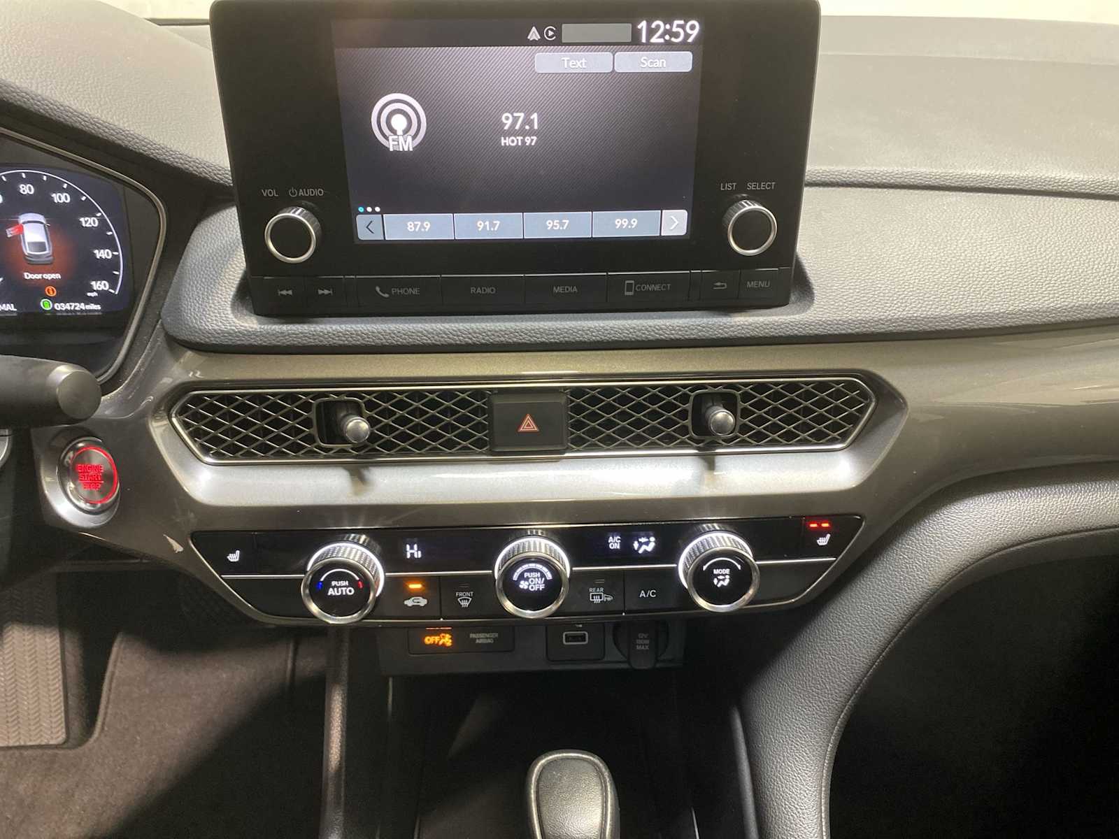 Thumbnail: 2023 Acura Integra - 16