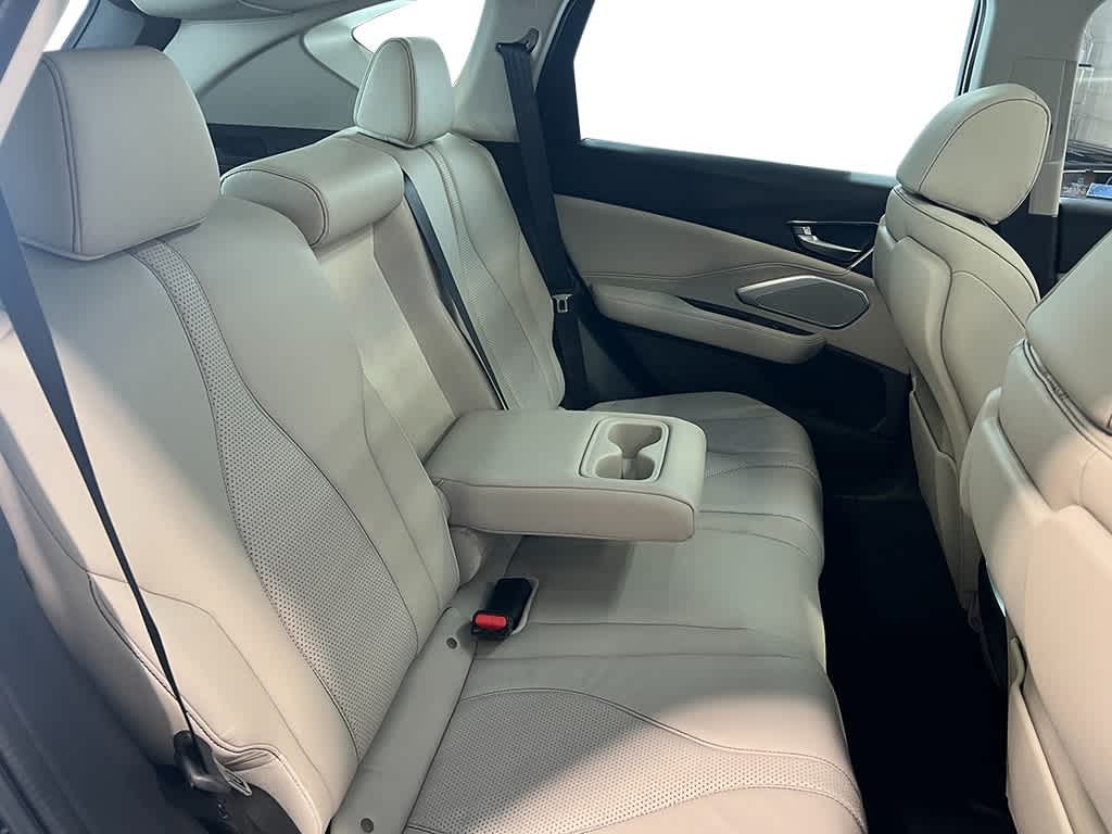 Thumbnail: 2026 Acura RDX - 32