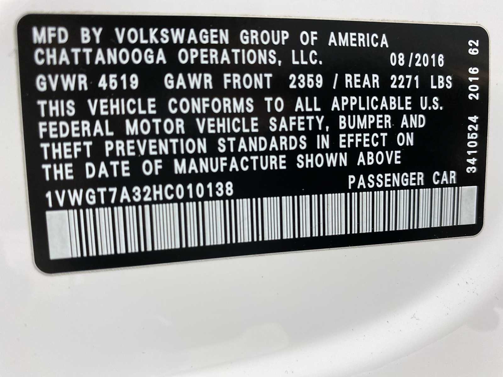 Thumbnail: 2017 Volkswagen Passat - 21