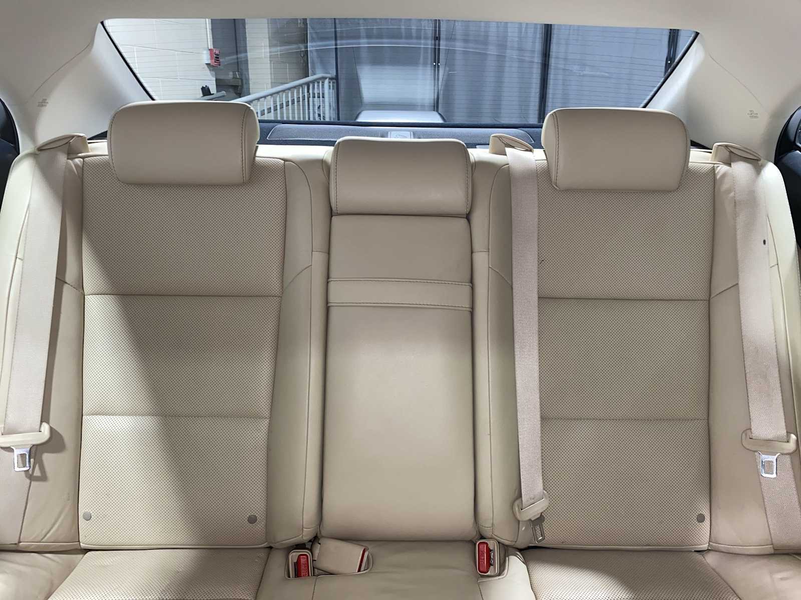 Thumbnail: 2015 Lexus ES - 22