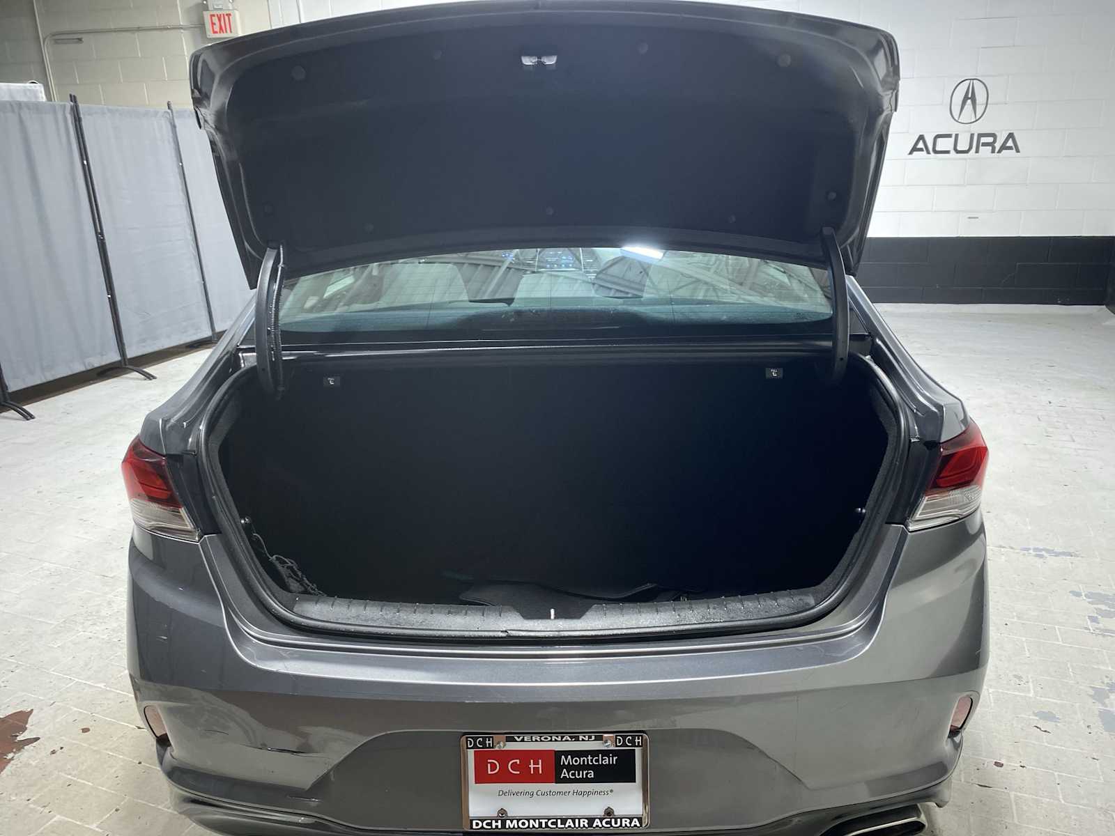 Thumbnail: 2018 Hyundai Sonata - 19