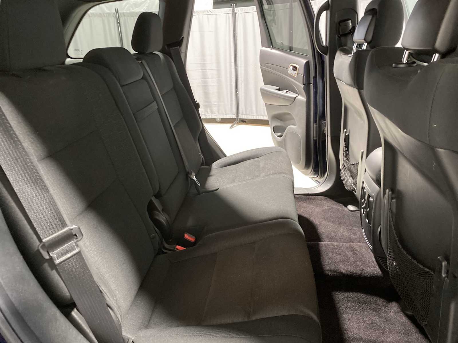 Thumbnail: 2017 Jeep Grand Cherokee - 13