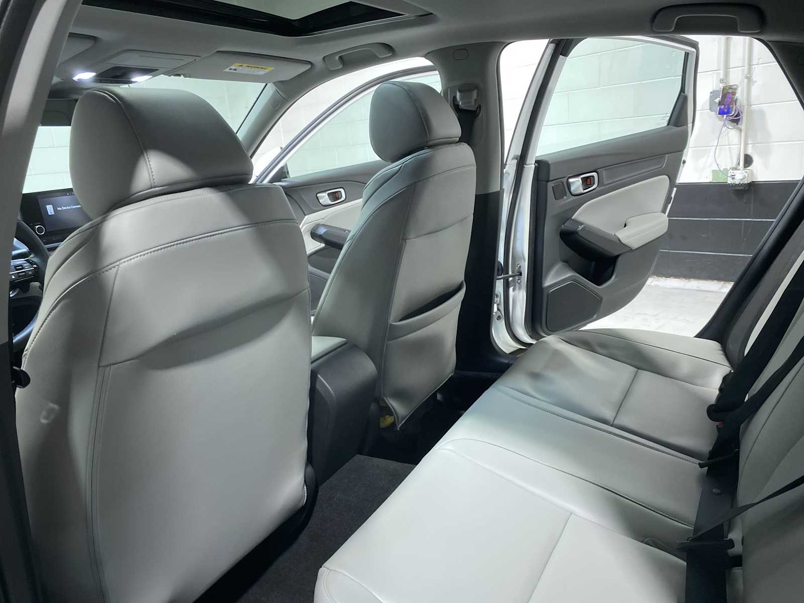 Thumbnail: 2023 Acura Integra - 12