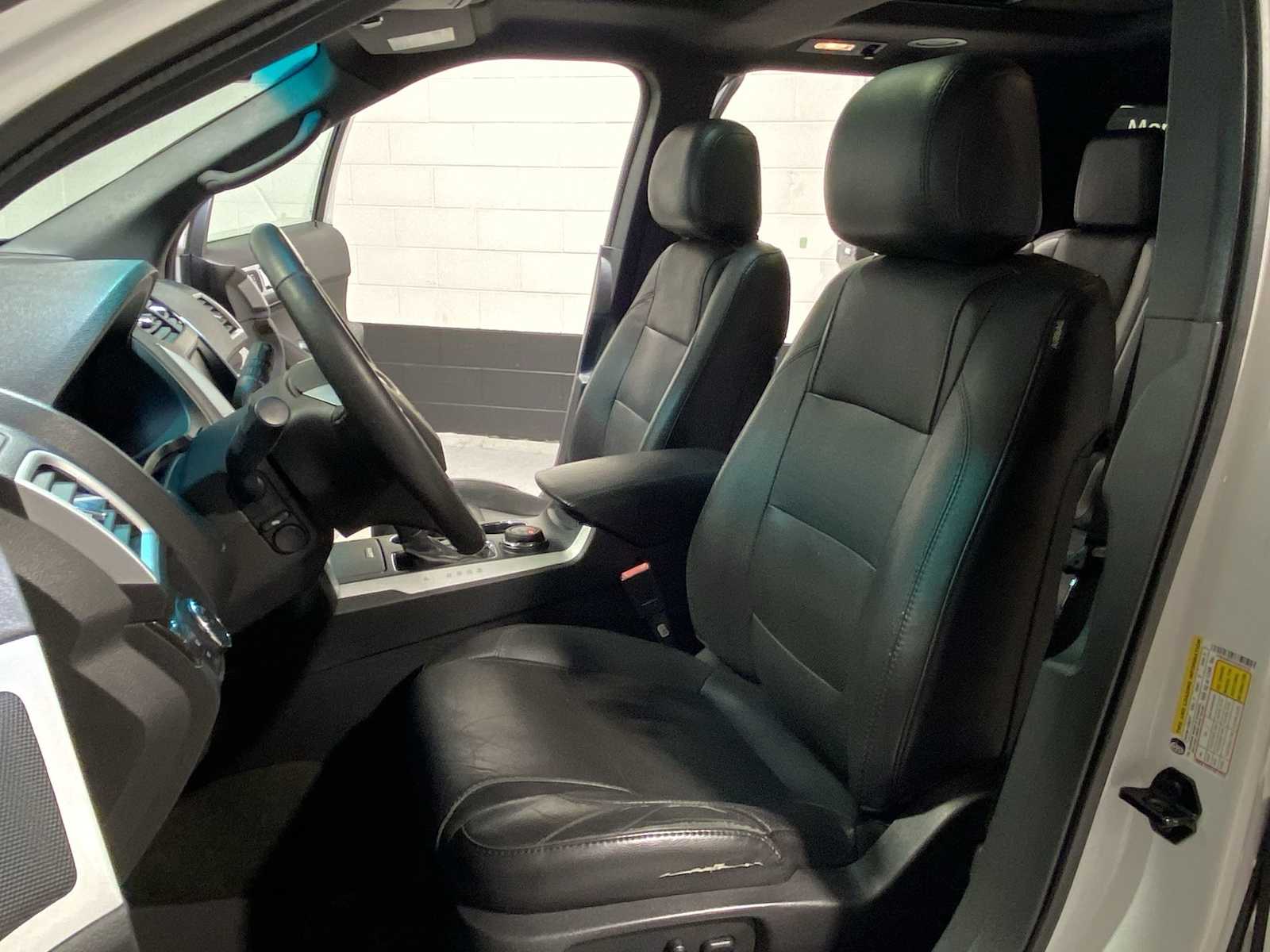 Thumbnail: 2014 Ford Explorer - 11