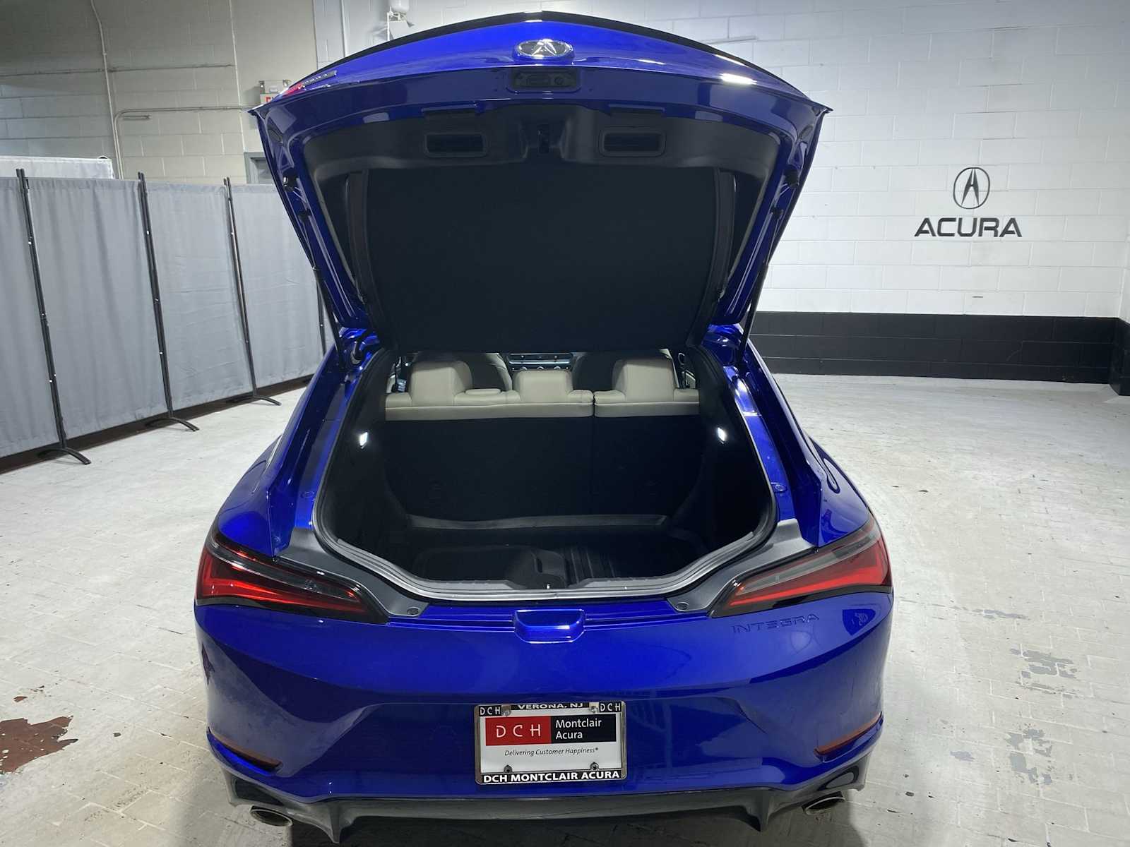 Thumbnail: 2024 Acura Integra - 19