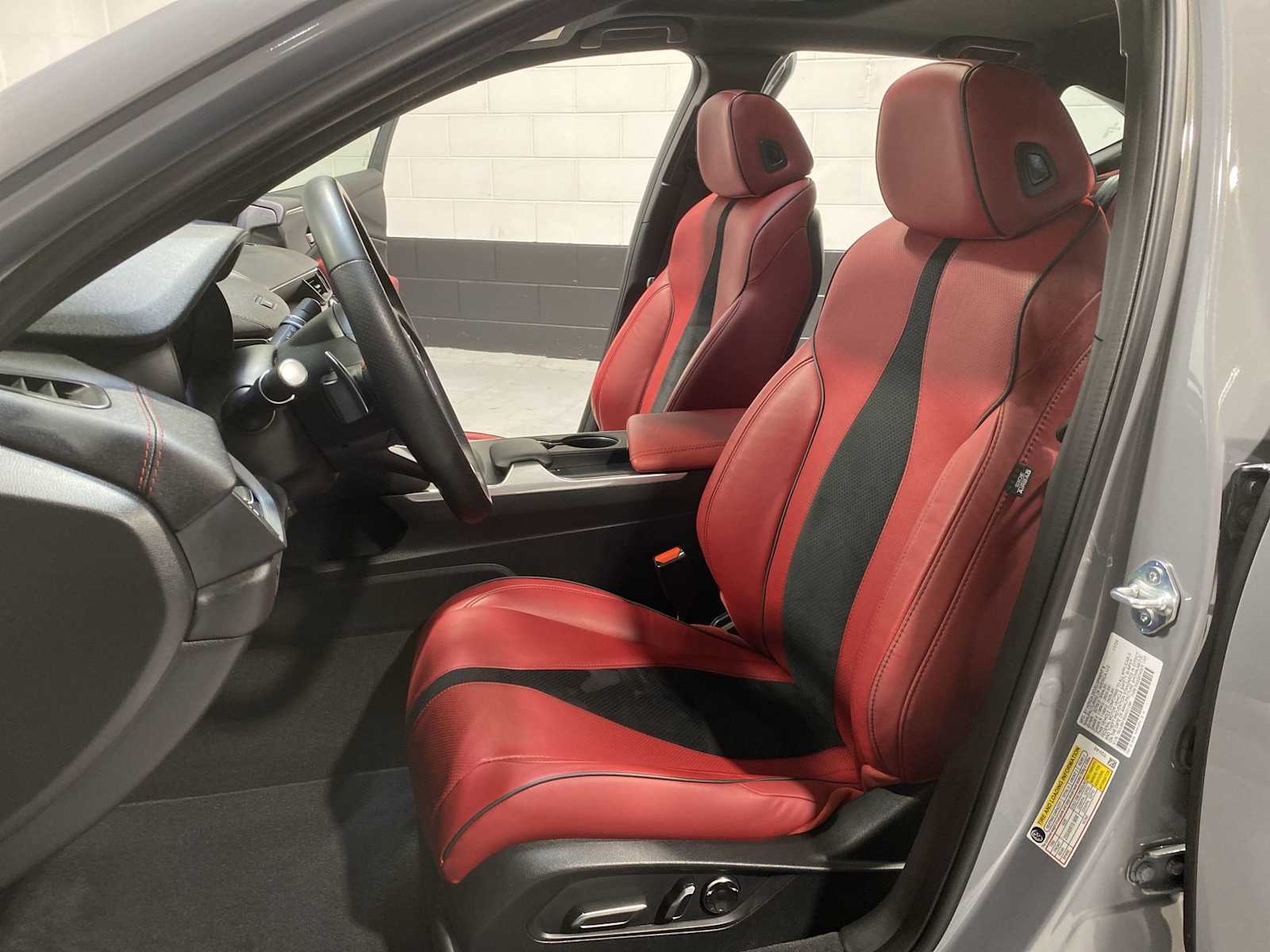 Thumbnail: 2025 Acura TLX - 11