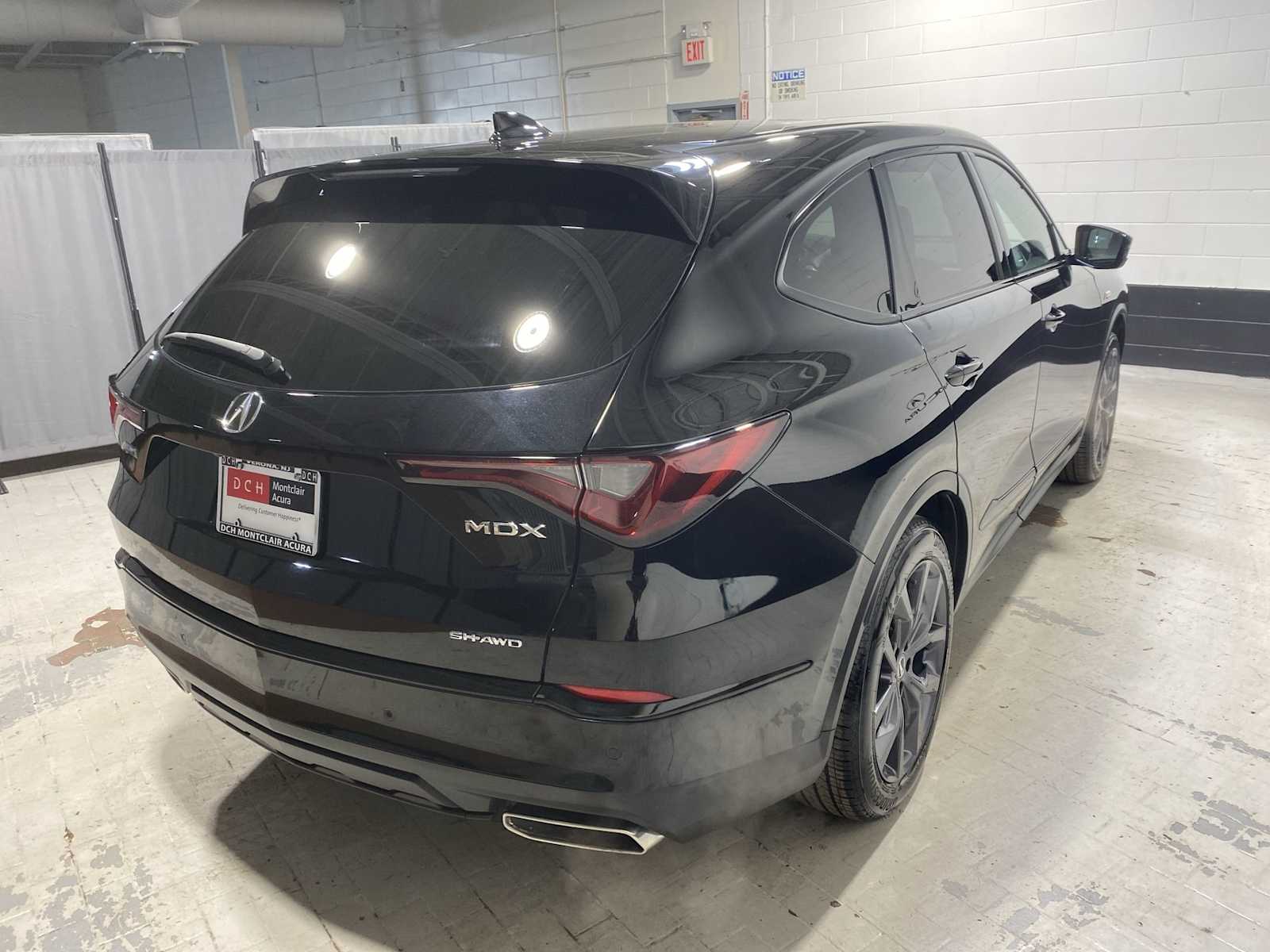 Thumbnail: 2023 Acura MDX - 26