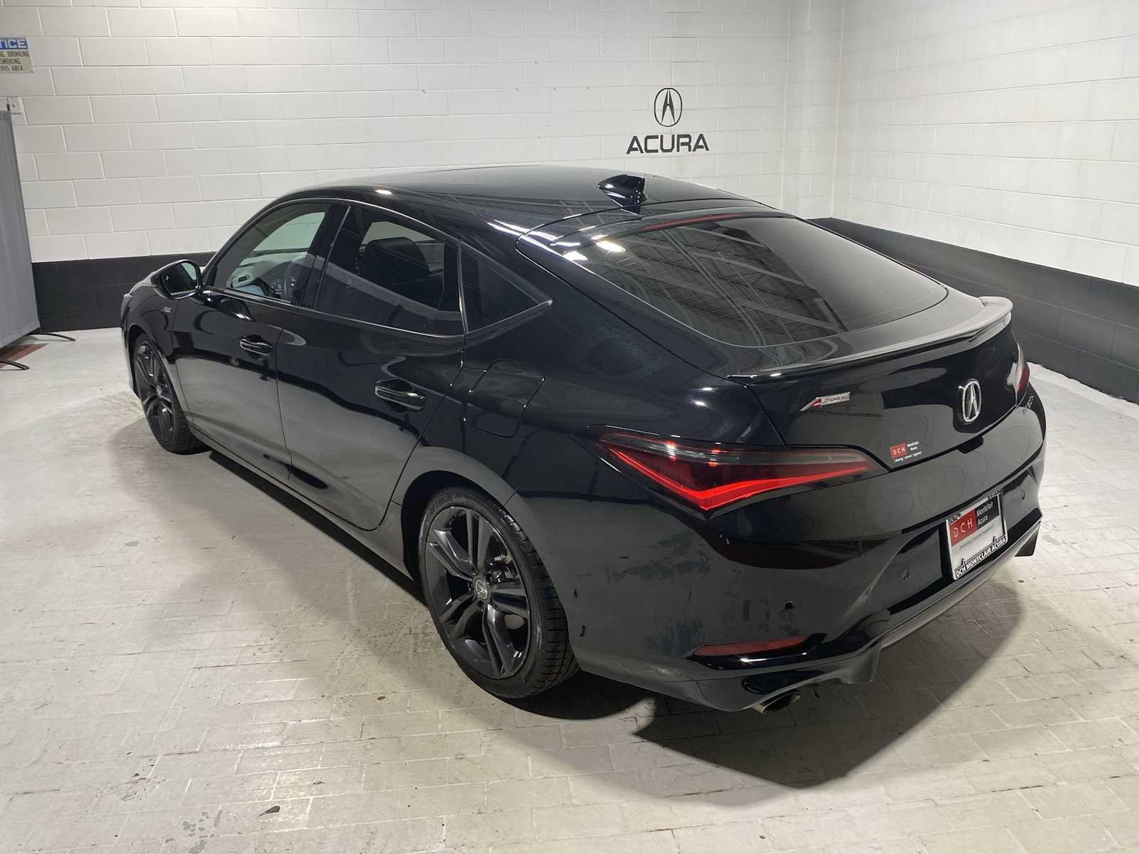 Thumbnail: 2023 Acura Integra - 4