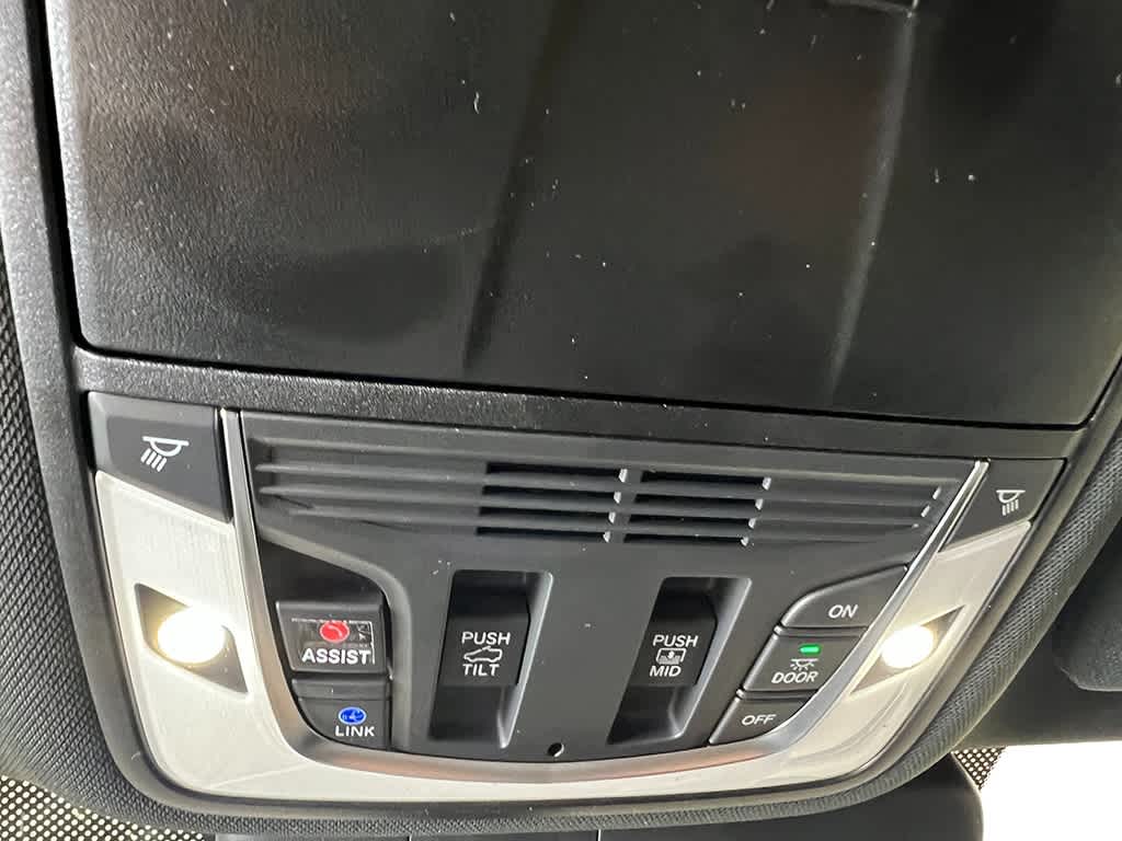 Thumbnail: 2026 Acura RDX - 25