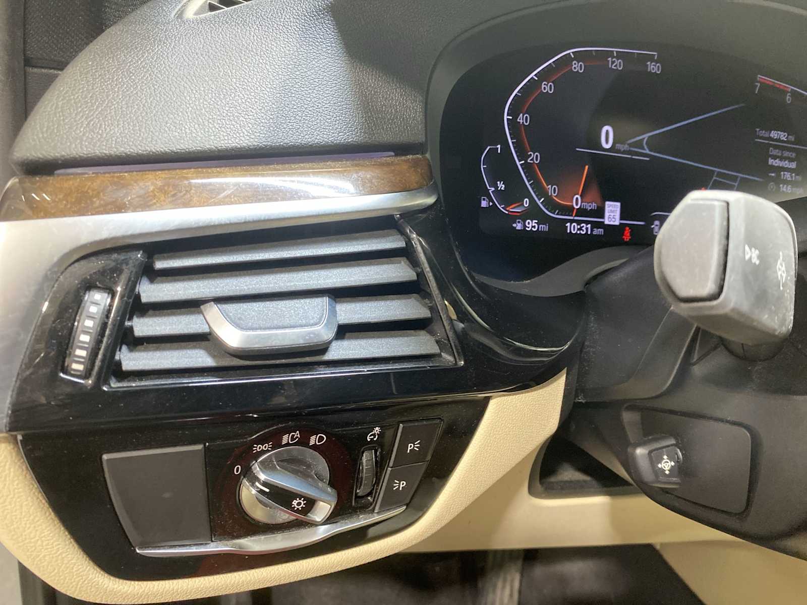 Thumbnail: 2020 BMW 5 Series - 24