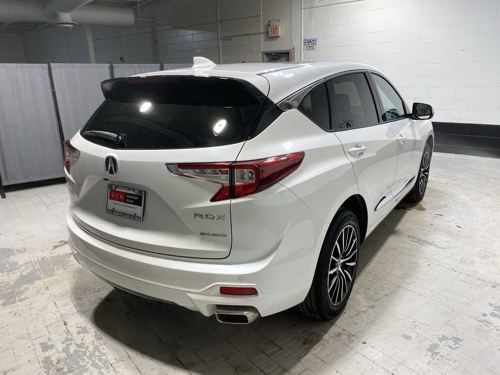 Thumbnail: 2025 Acura RDX - 26