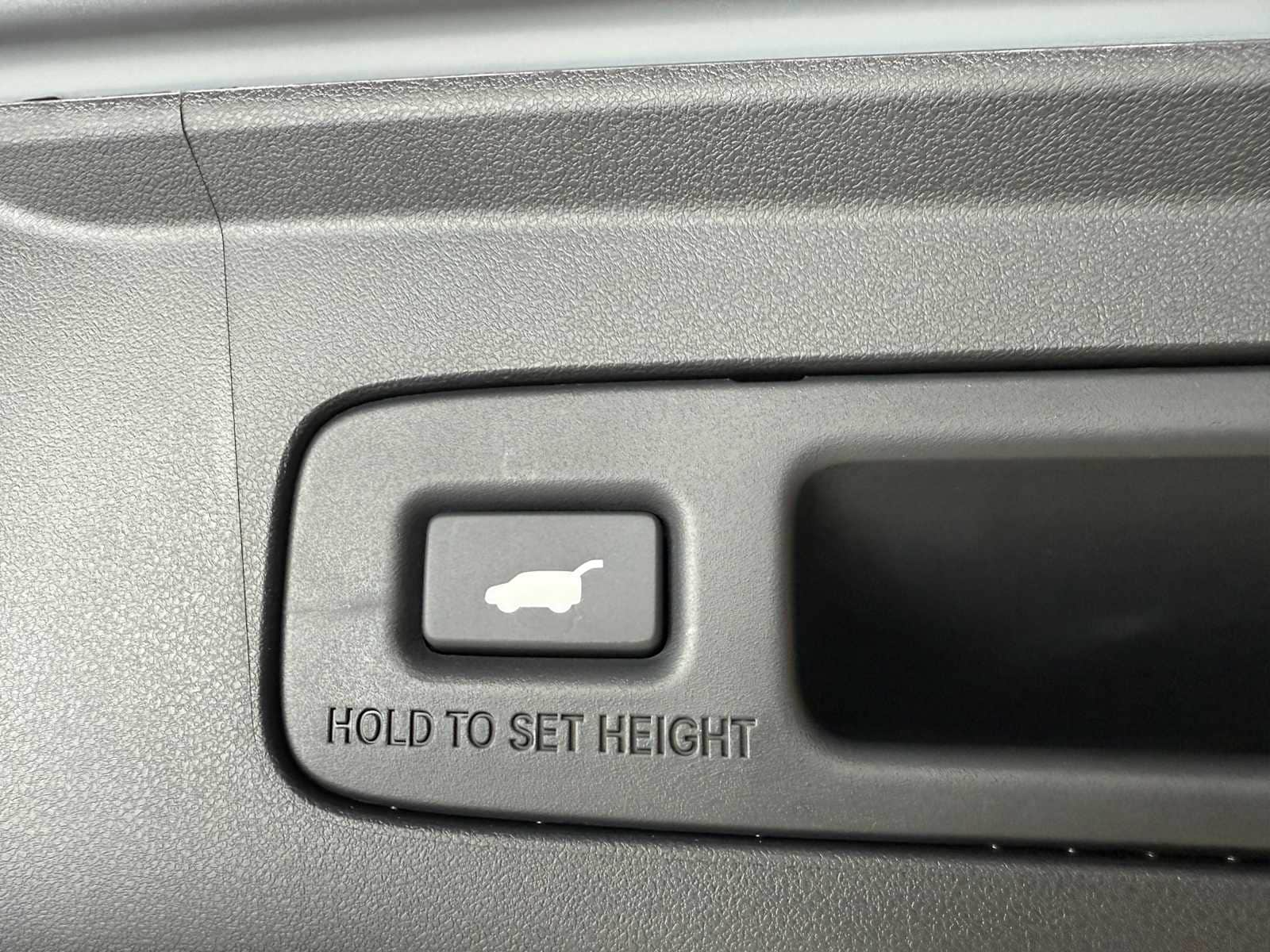 Thumbnail: 2025 Acura ADX - 29