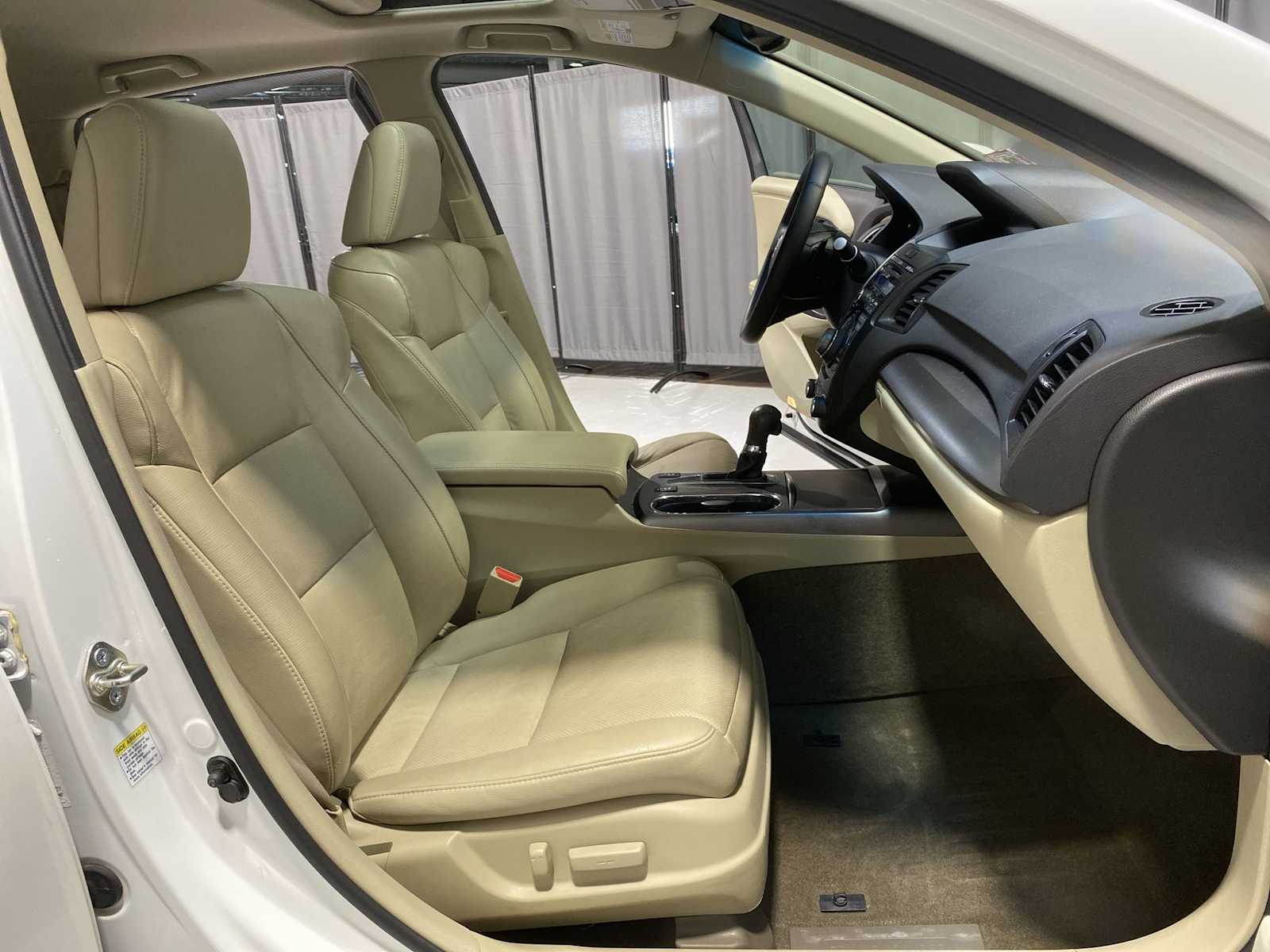 Thumbnail: 2015 Acura RDX - 14