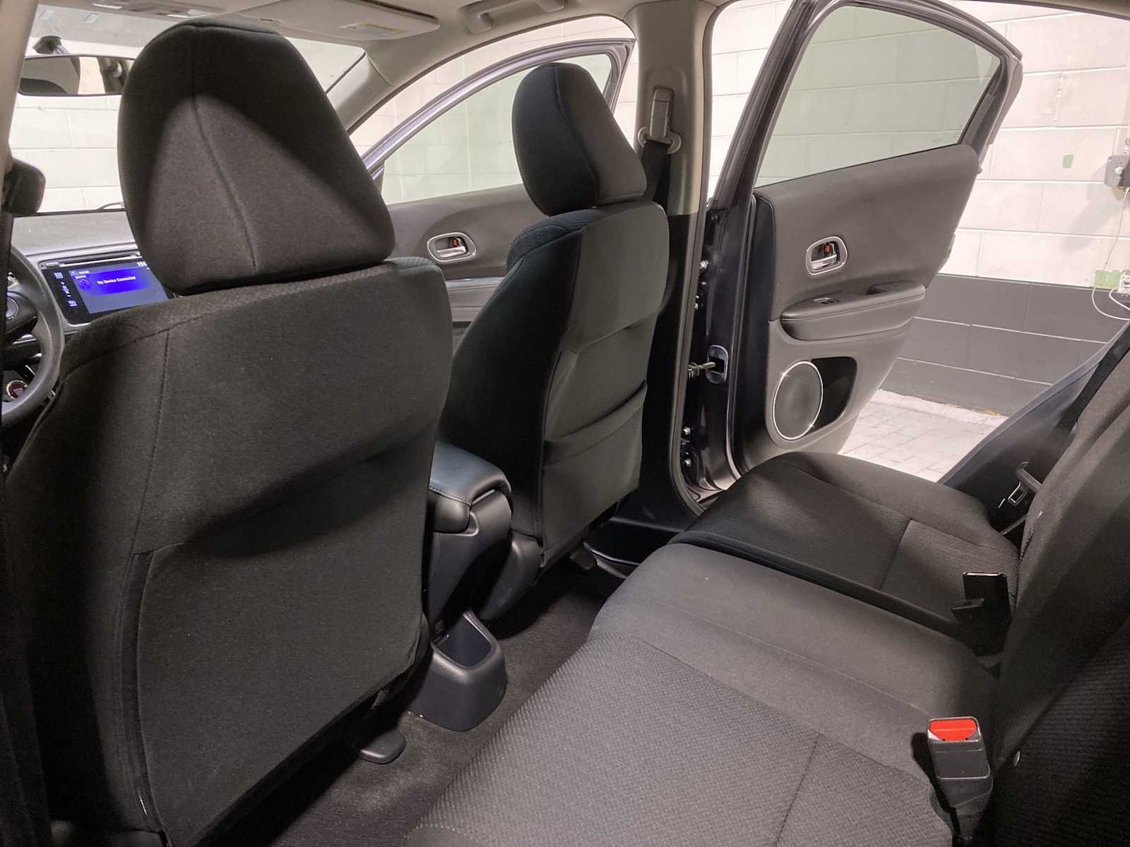 Thumbnail: 2018 Honda HR-V - 12