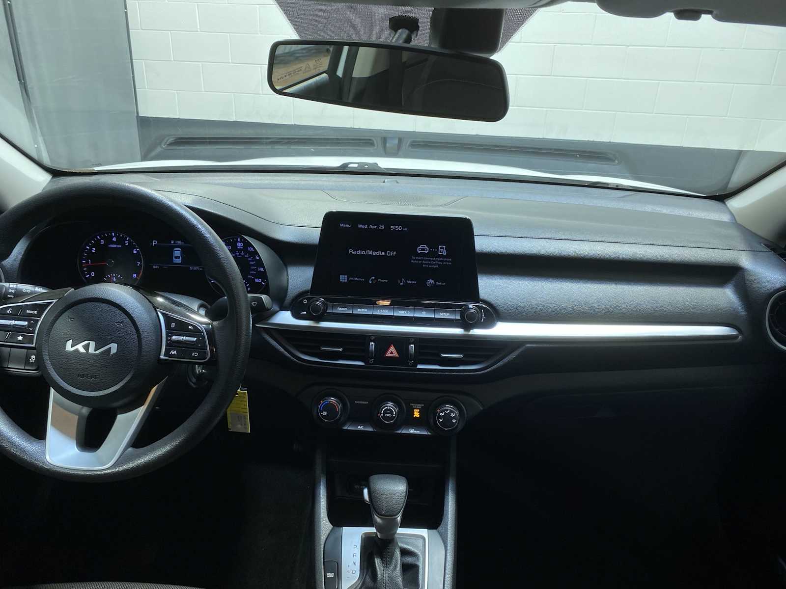 Thumbnail: 2023 Kia Forte - 10