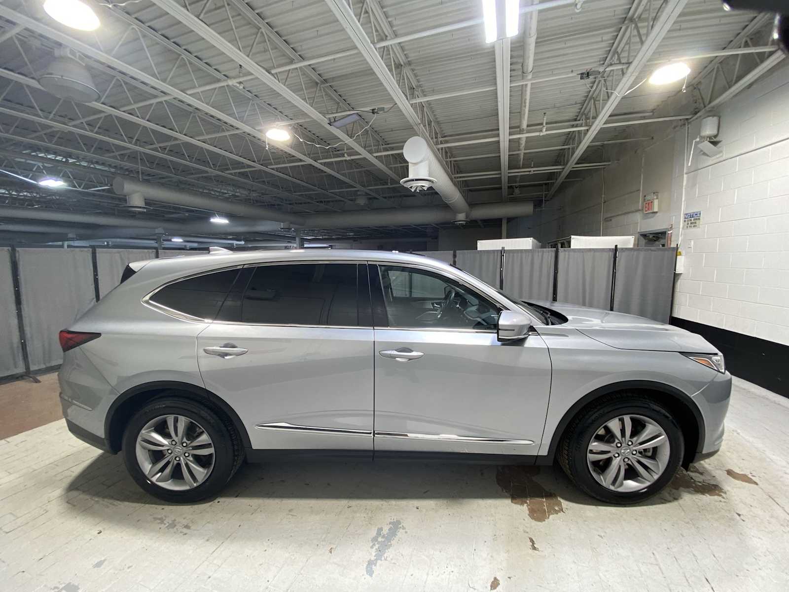 Thumbnail: 2023 Acura MDX - 27