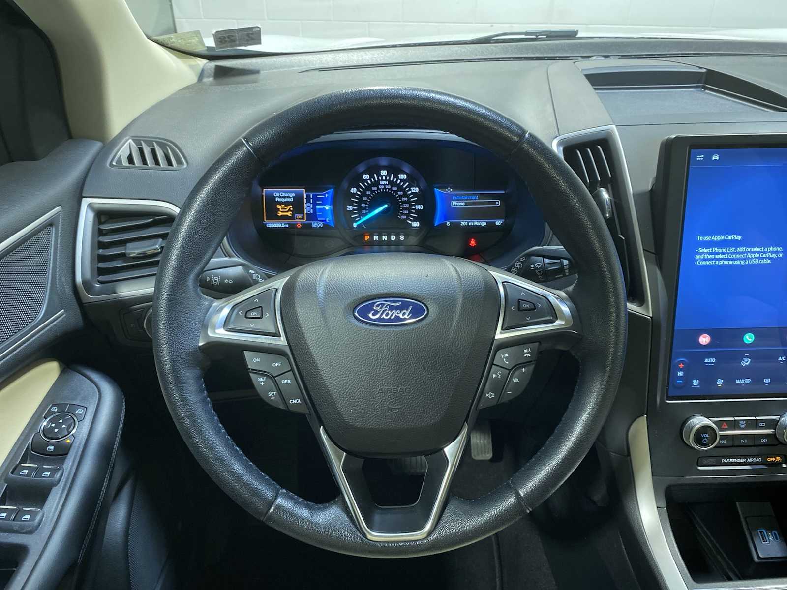 Thumbnail: 2022 Ford Edge - 15