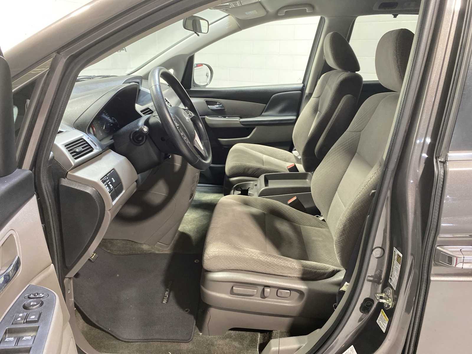Thumbnail: 2016 Honda Odyssey - 2