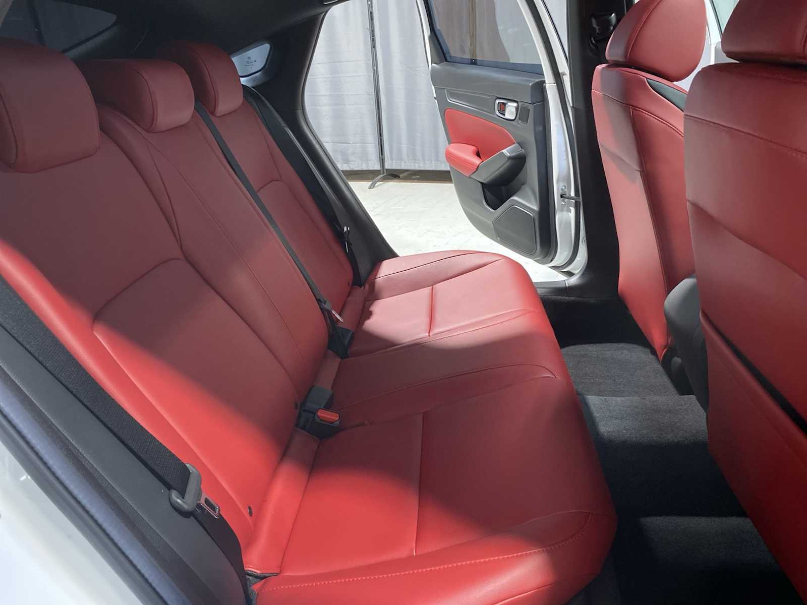 Thumbnail: 2025 Acura Integra - 13