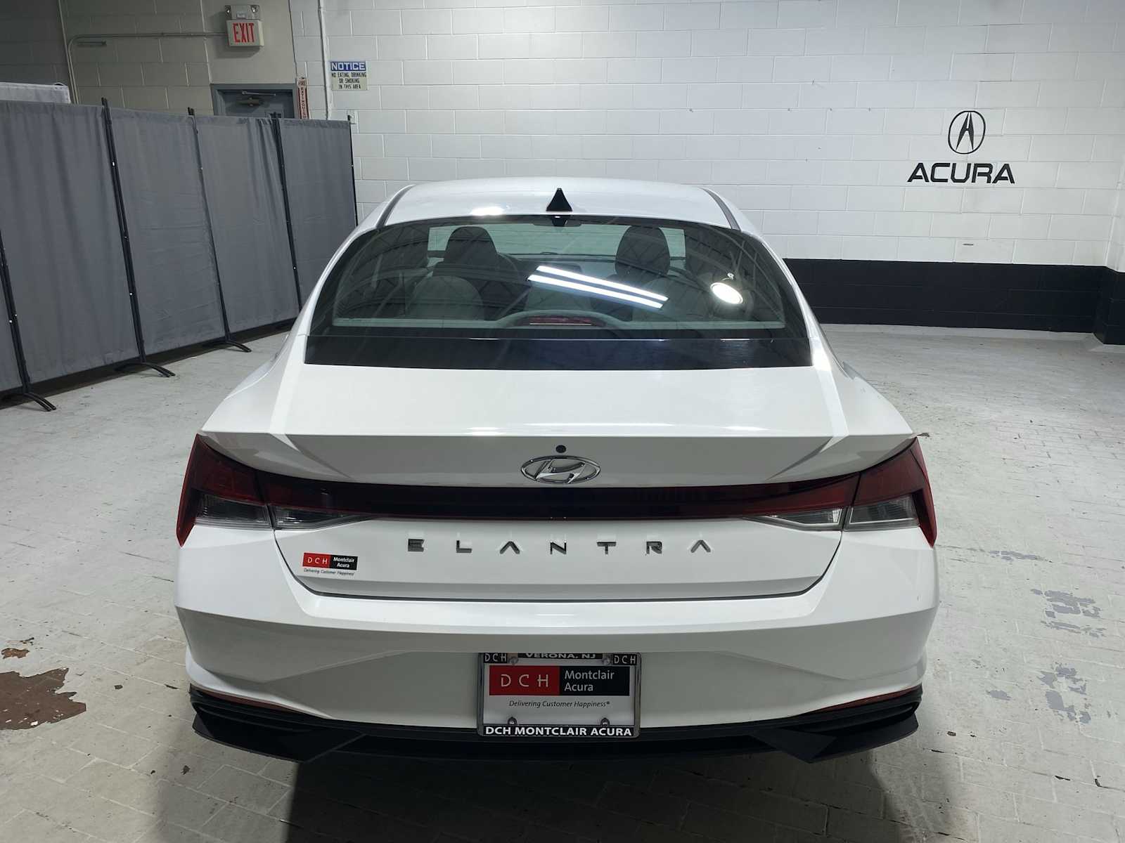 Thumbnail: 2023 Hyundai Elantra - 5