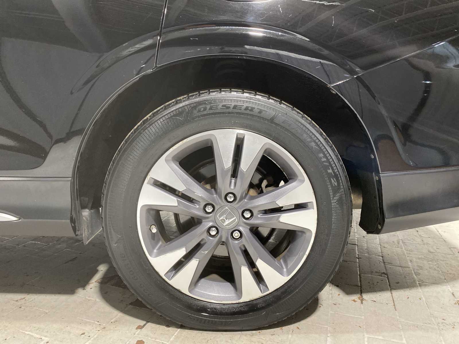 Thumbnail: 2015 Honda Crosstour - 8