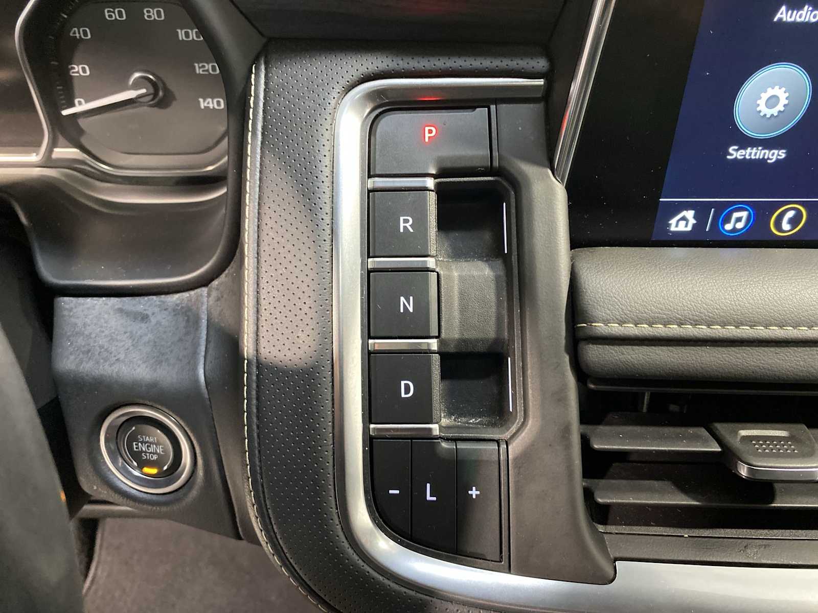 2021 GMC Yukon SLT 17