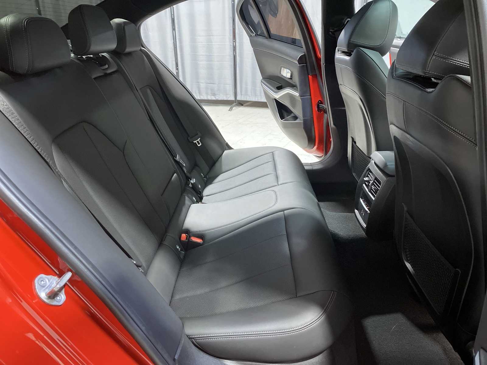 Thumbnail: 2022 BMW 3 Series - 13