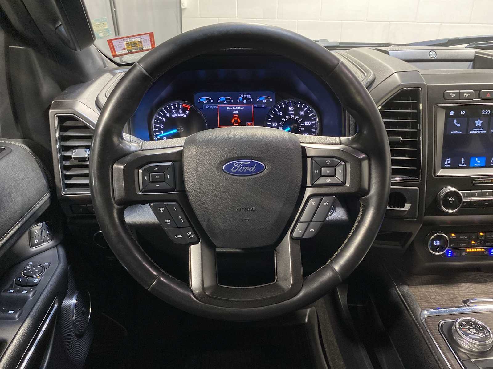 Thumbnail: 2019 Ford Expedition - 14
