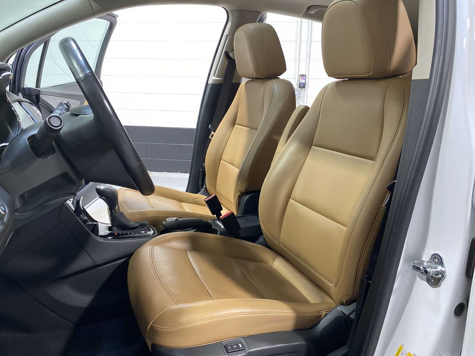 Thumbnail: 2018 Buick Encore - 10