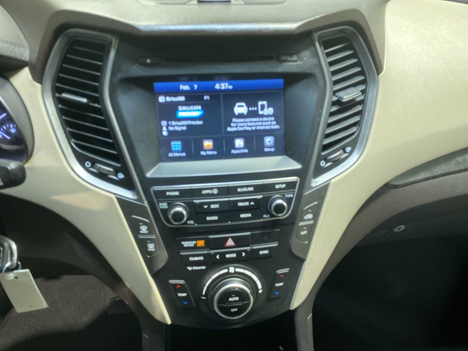 Thumbnail: 2017 Hyundai Santa Fe - 16