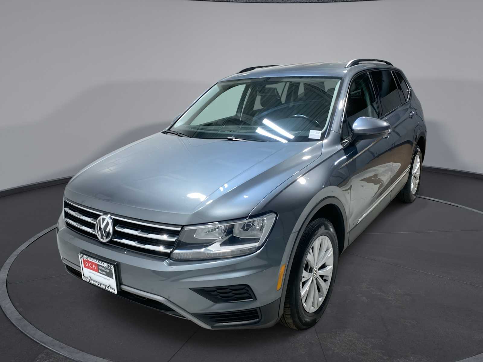 Thumbnail: 2018 Volkswagen Tiguan - 1