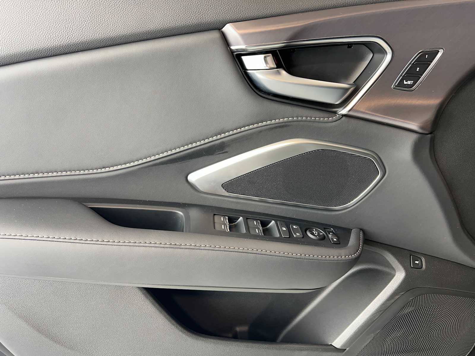 Thumbnail: 2026 Acura RDX - 22