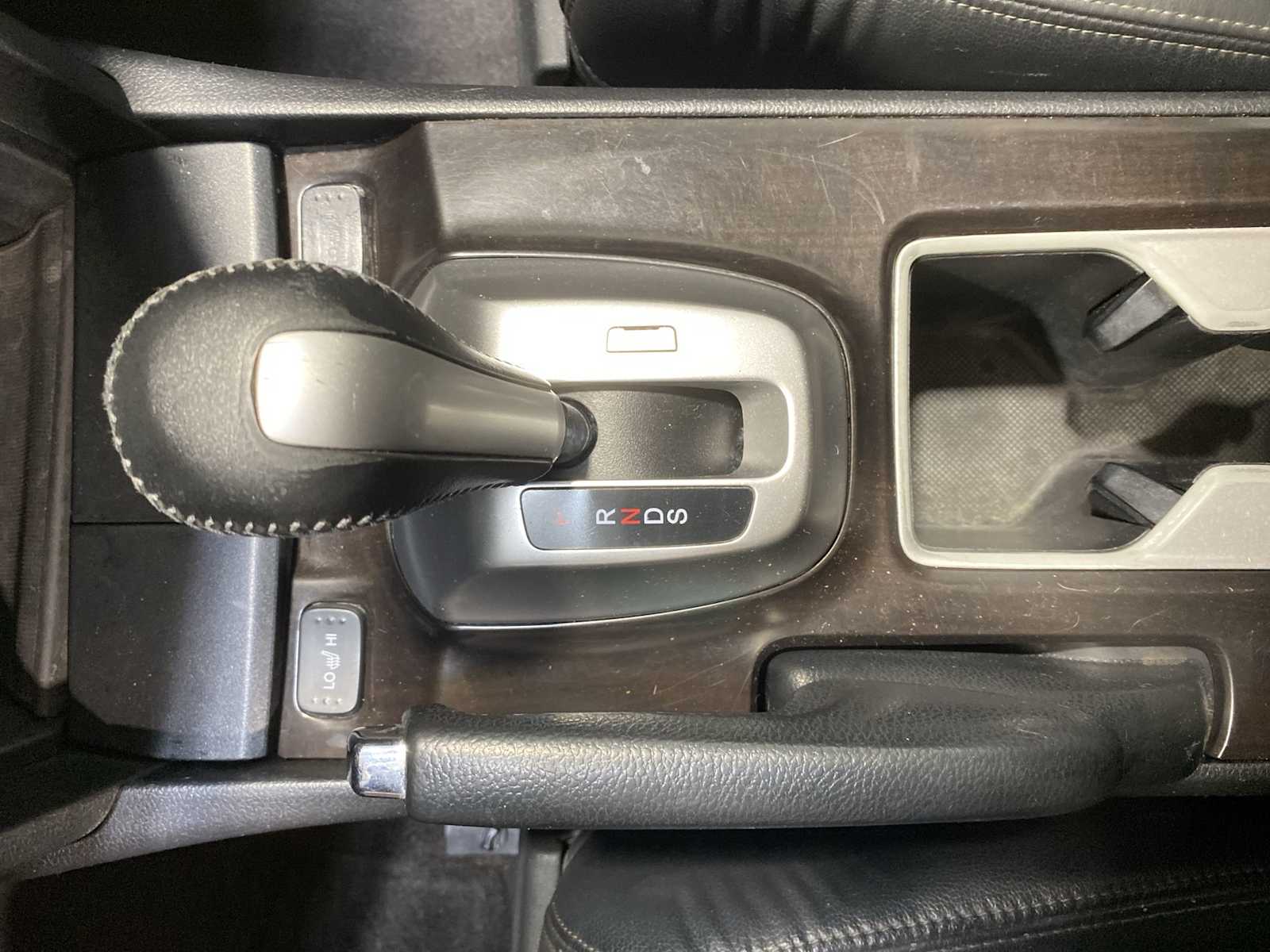 Thumbnail: 2015 Honda Crosstour - 17