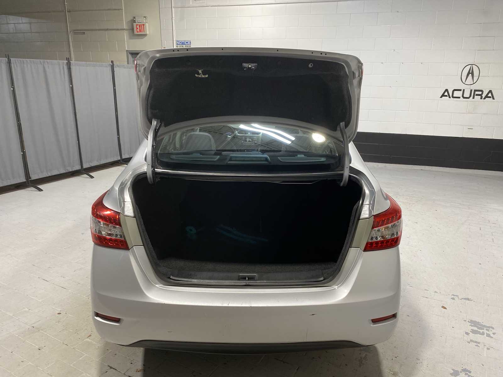 Thumbnail: 2013 Nissan Sentra - 19