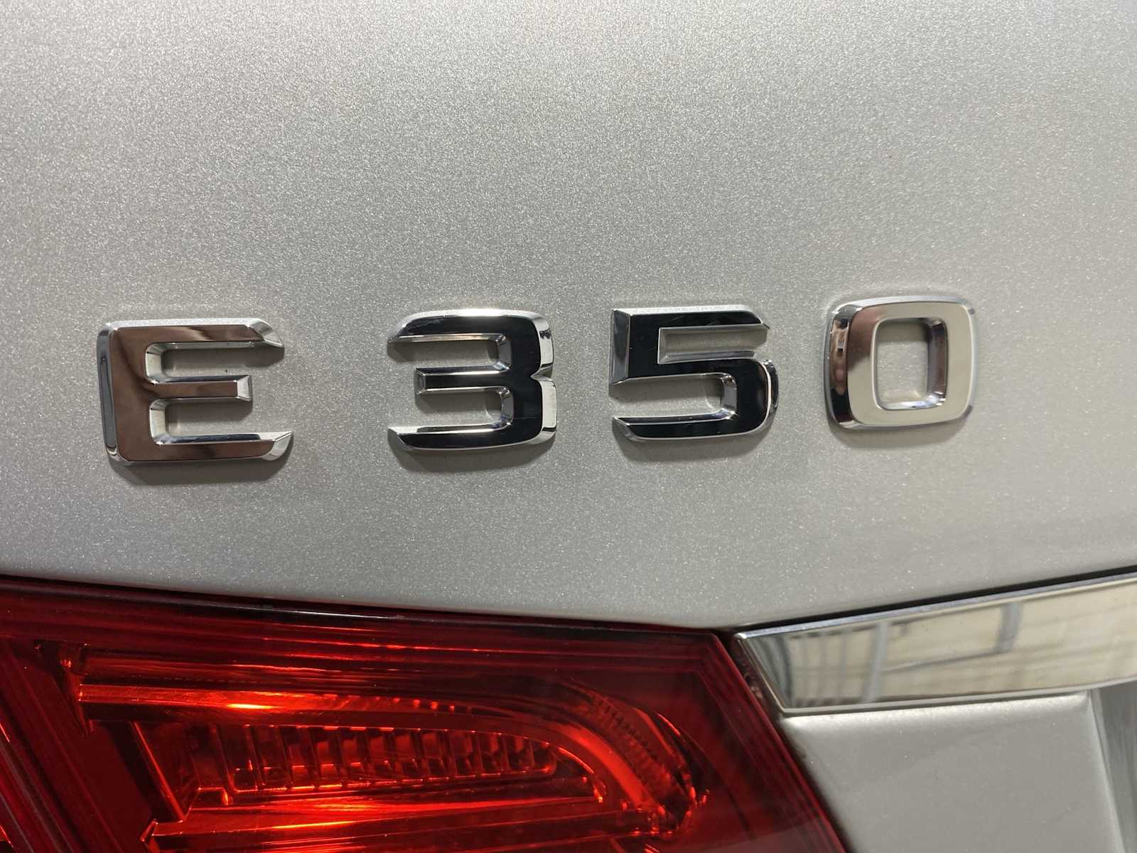 Thumbnail: 2014 Mercedes-Benz E-Class - 7