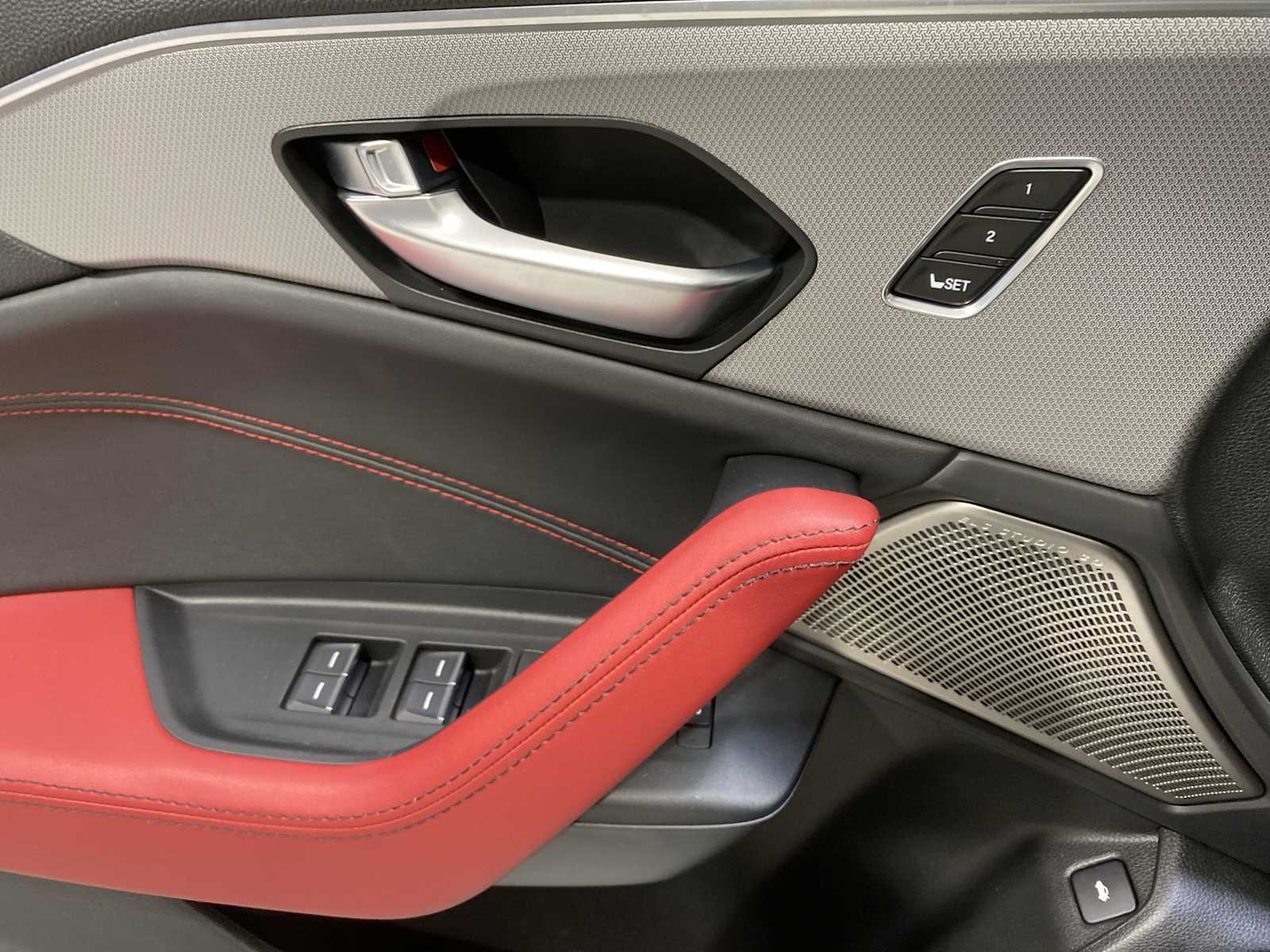 Thumbnail: 2025 Acura TLX - 23