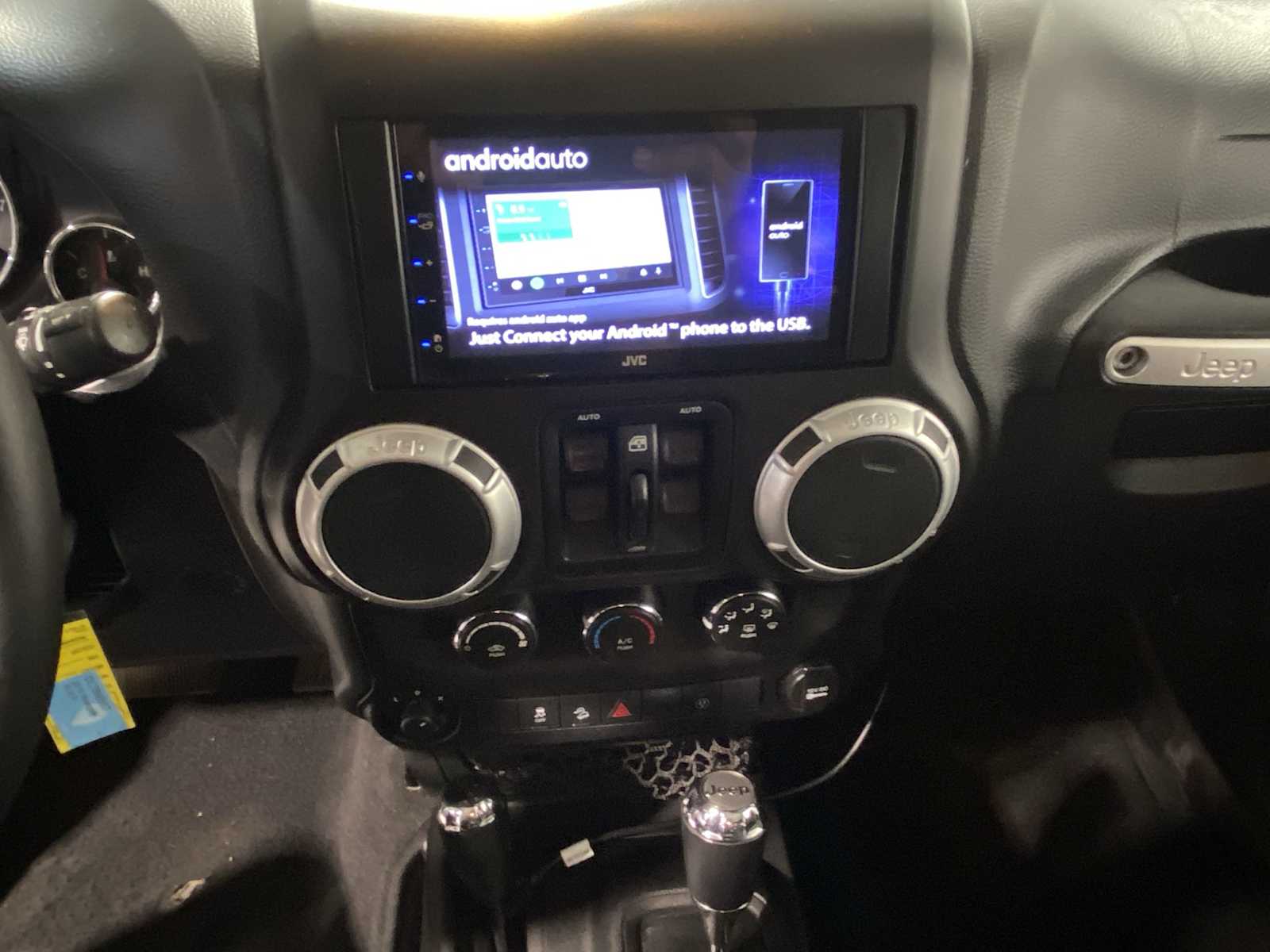 Thumbnail: 2013 Jeep Wrangler - 16