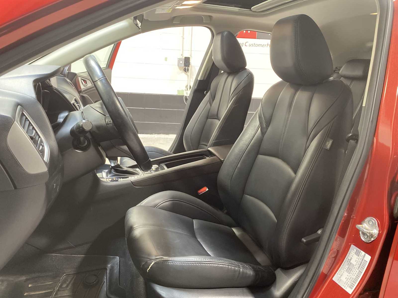 Thumbnail: 2018 Mazda Mazda3 - 11