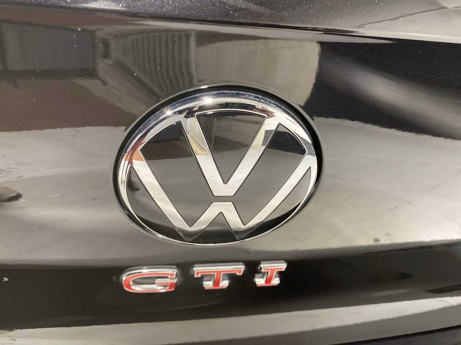 Thumbnail: 2022 Volkswagen Golf - 7