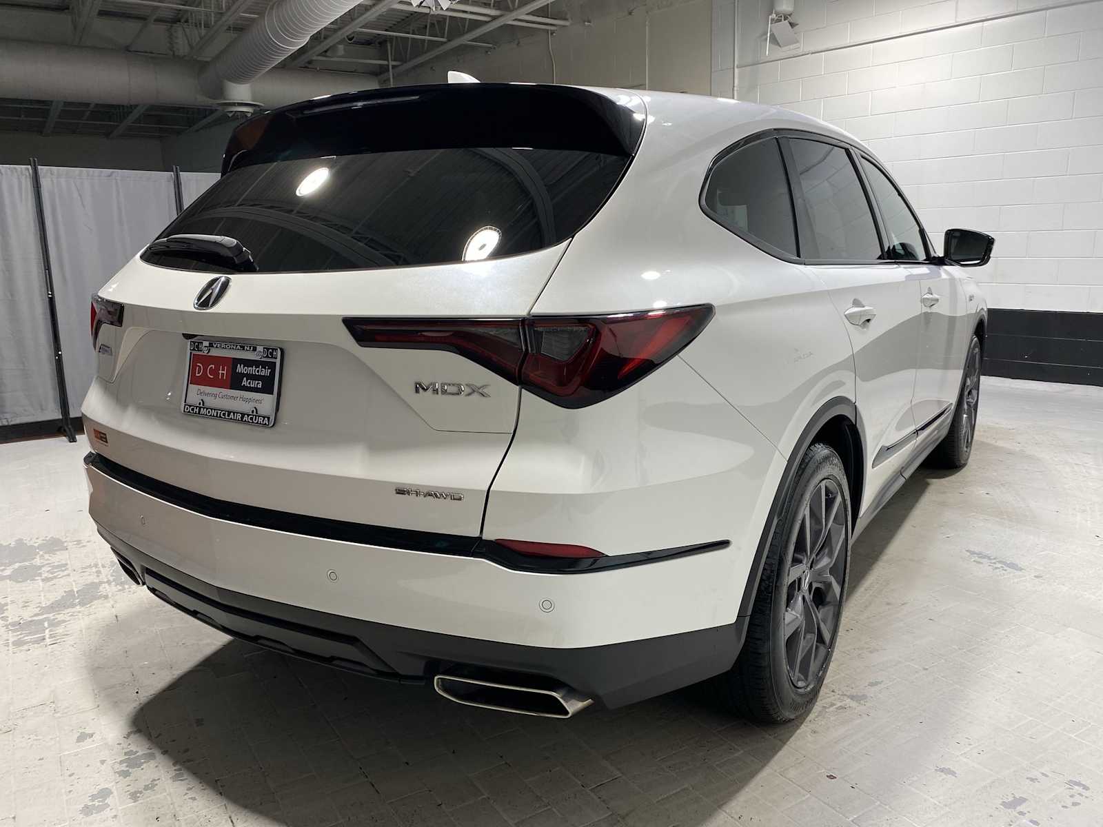 2023 Acura MDX Base 26