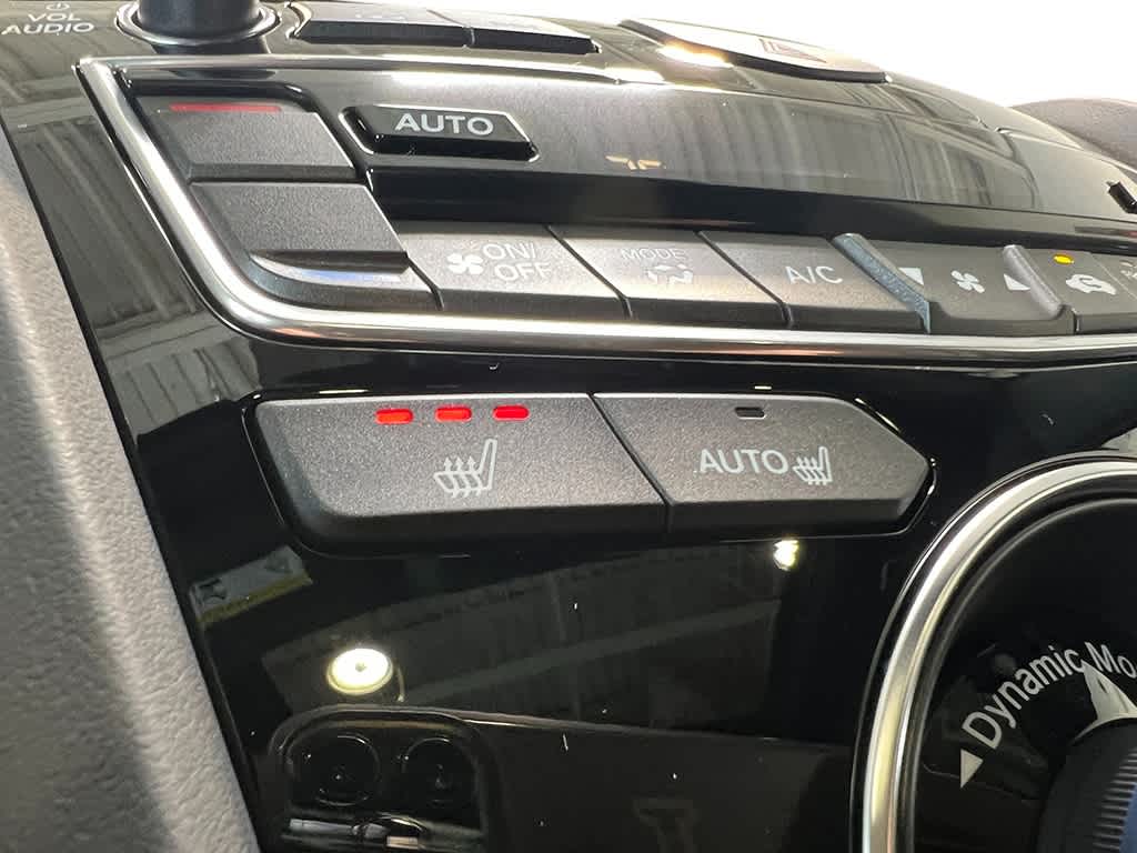 Thumbnail: 2025 Acura RDX - 18