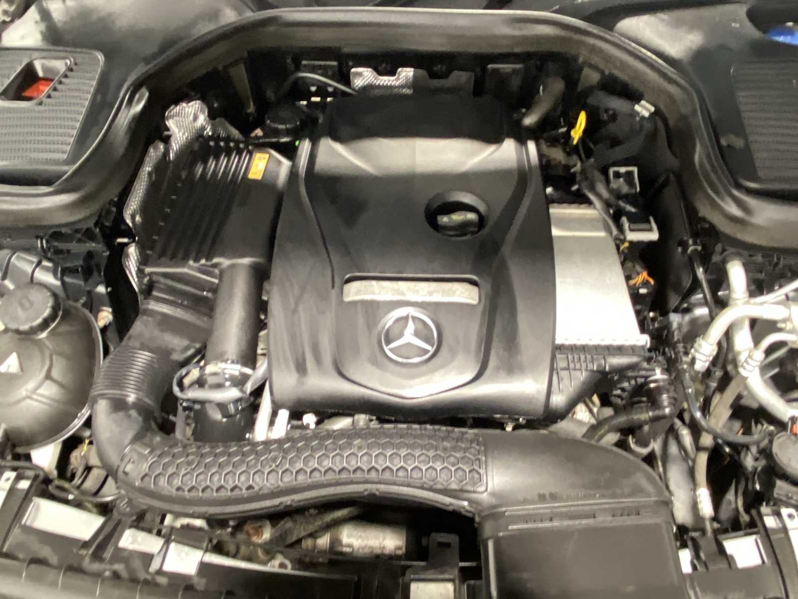 Thumbnail: 2017 Mercedes-Benz GLC - 9