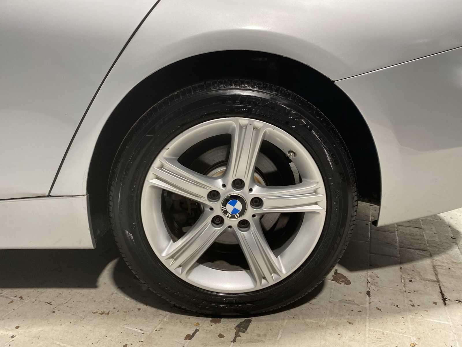 Thumbnail: 2015 BMW 3 Series - 8