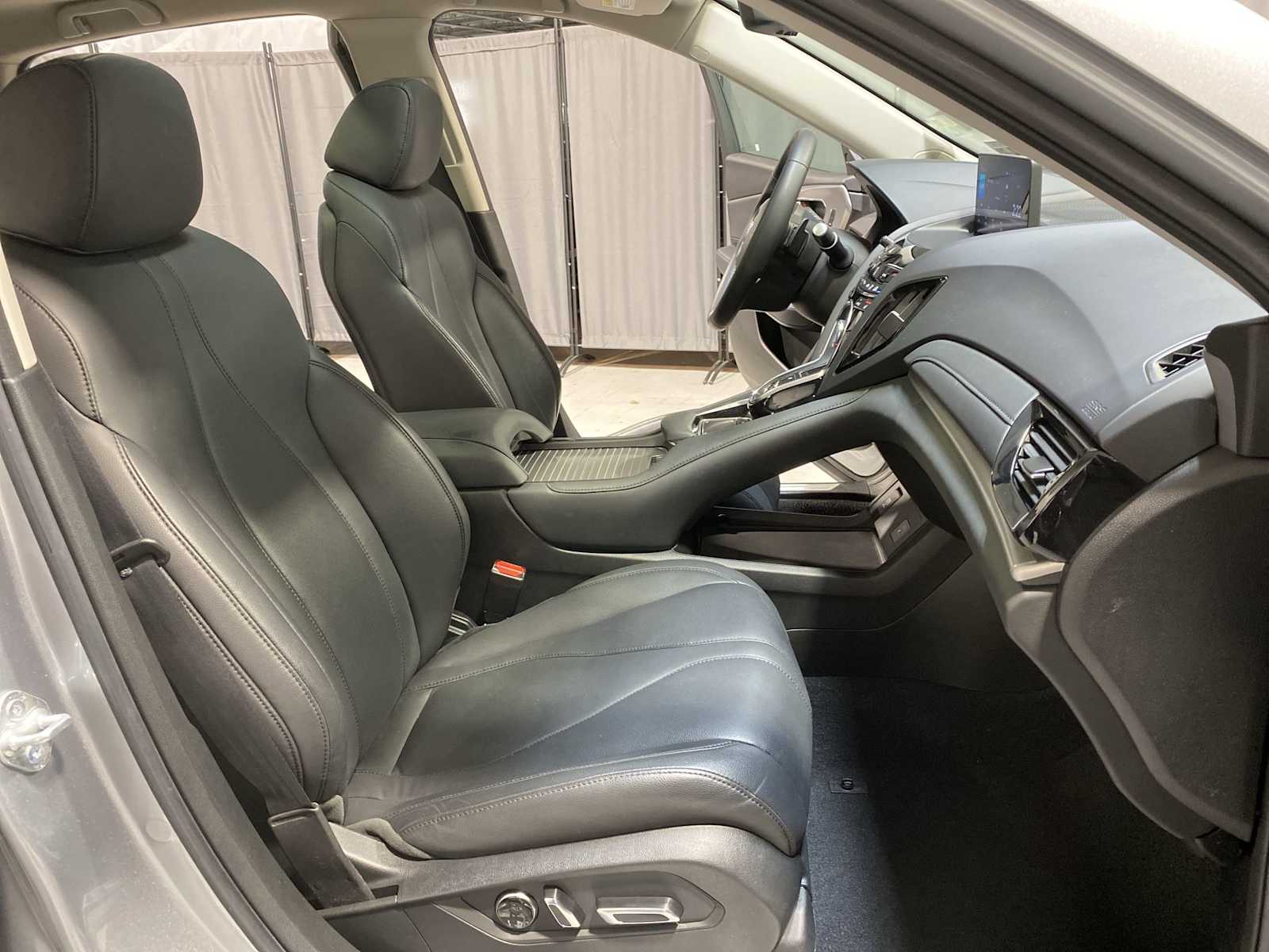 Thumbnail: 2023 Acura RDX - 14