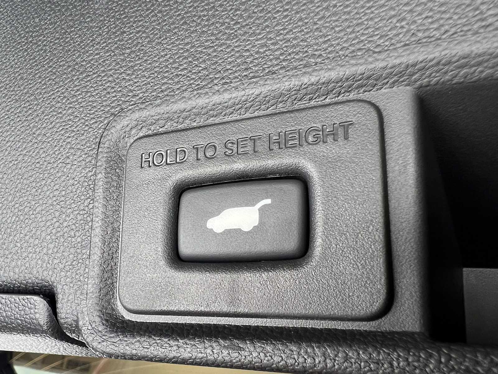 Thumbnail: 2026 Acura RDX - 31