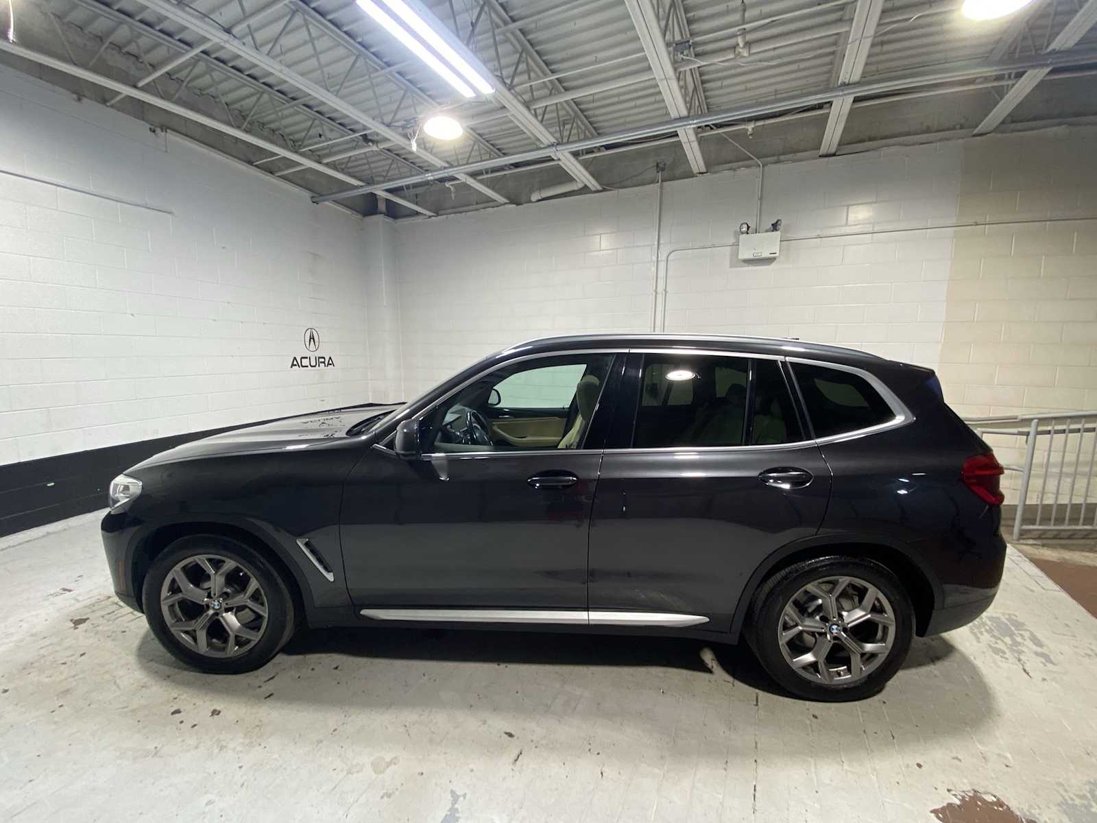 Thumbnail: 2021 BMW X3 - 3