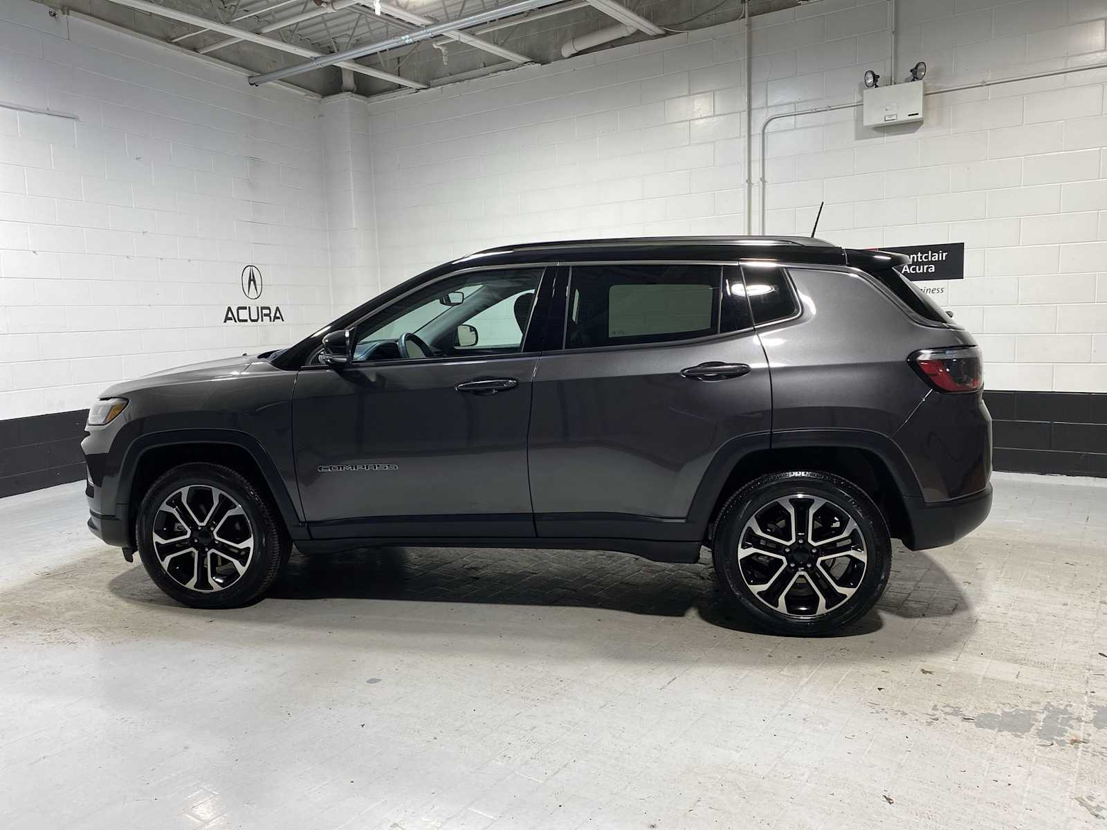 2022 Jeep Compass Limited 3