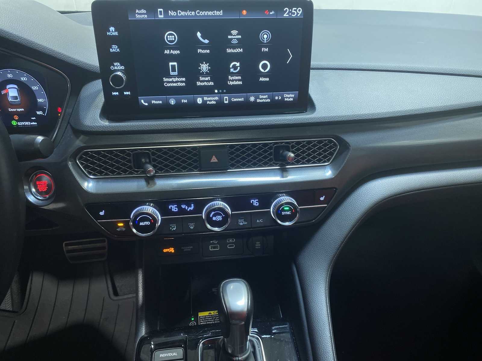 Thumbnail: 2023 Acura Integra - 16