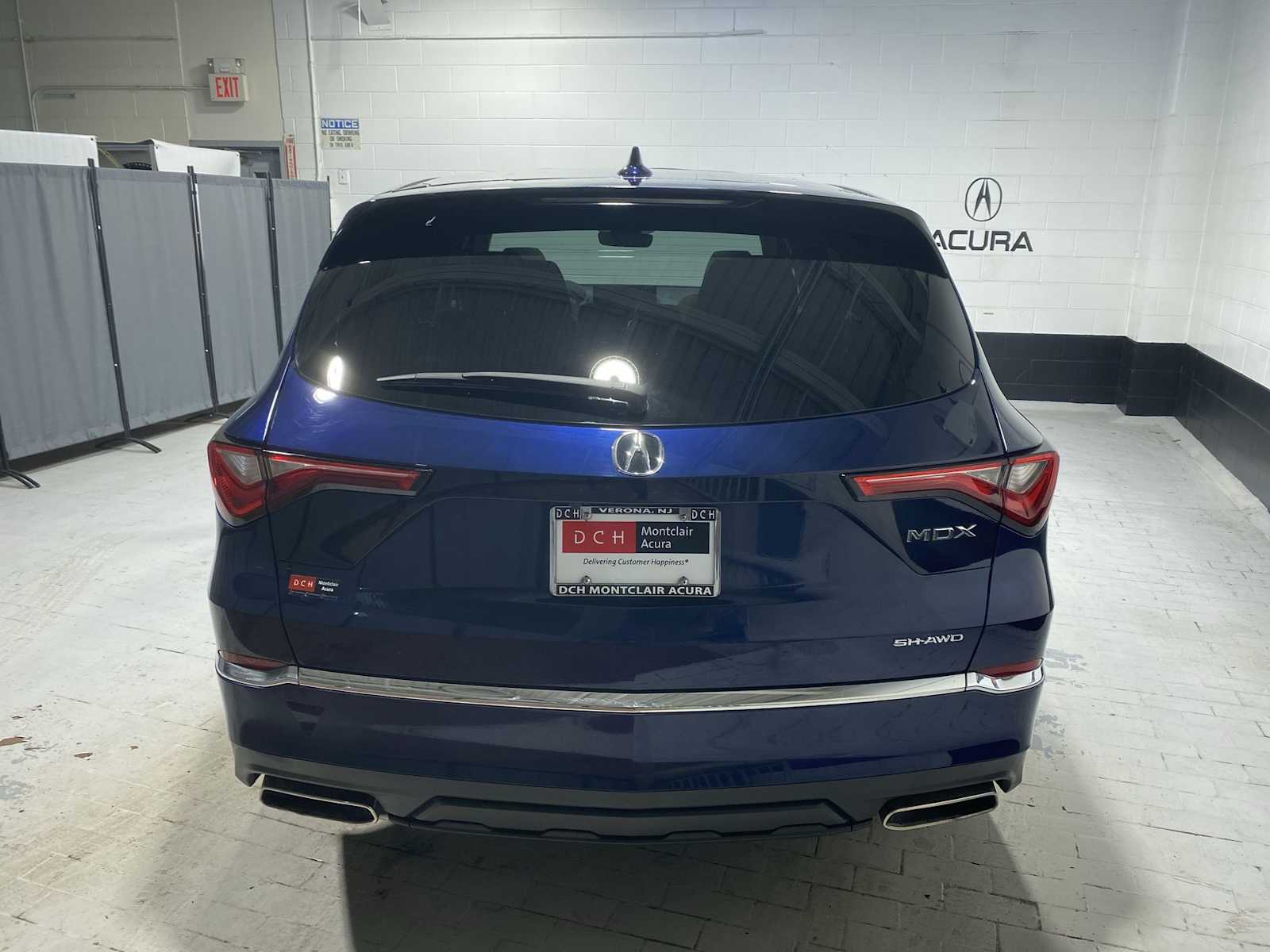 Thumbnail: 2023 Acura MDX - 5