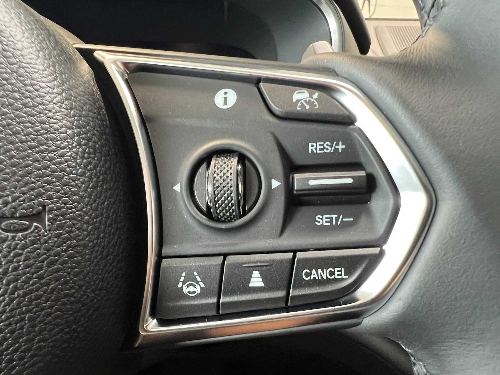 2025 Acura MDX Technology 16